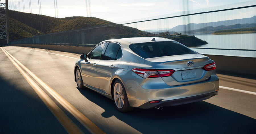 How Many Miles Can a Well-Maintained Toyota Camry Typically Last?